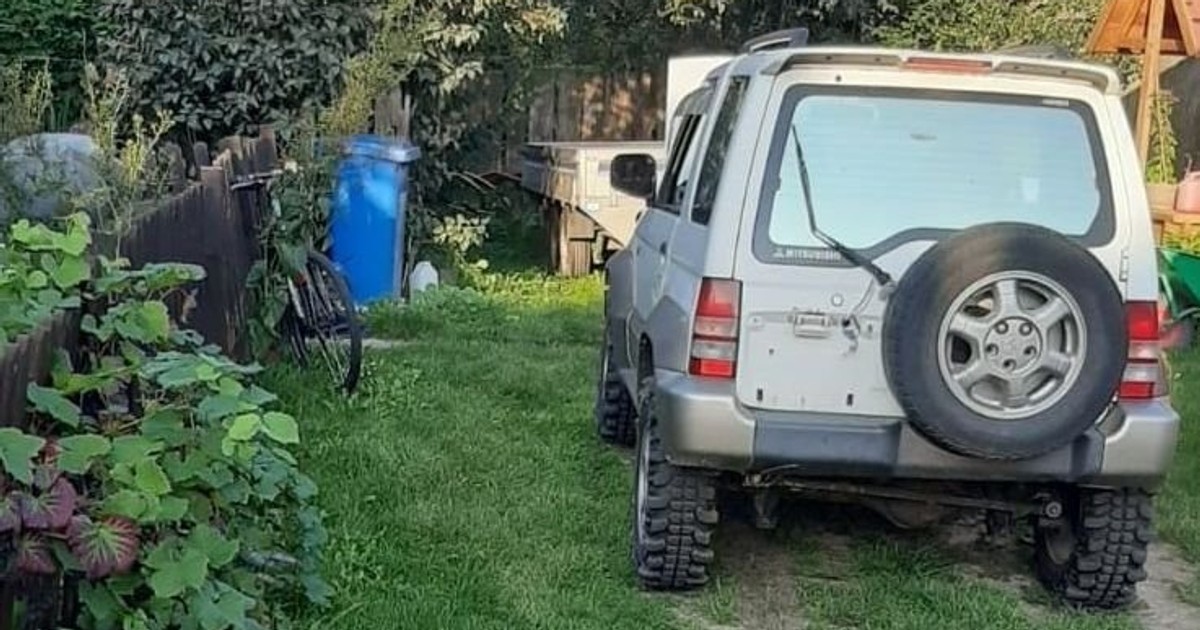 Pajero zatrzymane przez policję