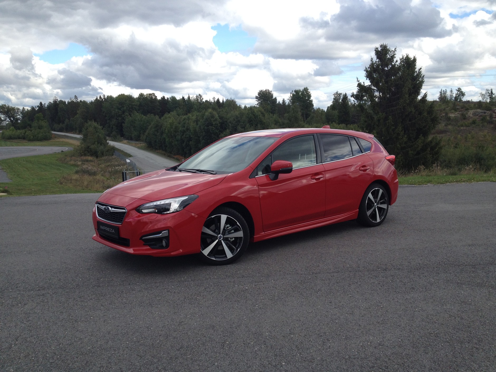 Druga generacja Subaru XV dzieli płytę podłogową z nową Imprezą (Subaru Global Platform)