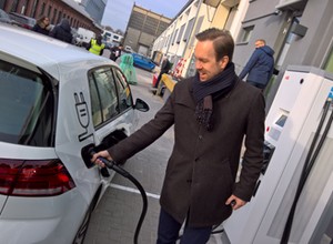 Elektryki po polsku, czyli kiedy sąsiad zmieni samochód