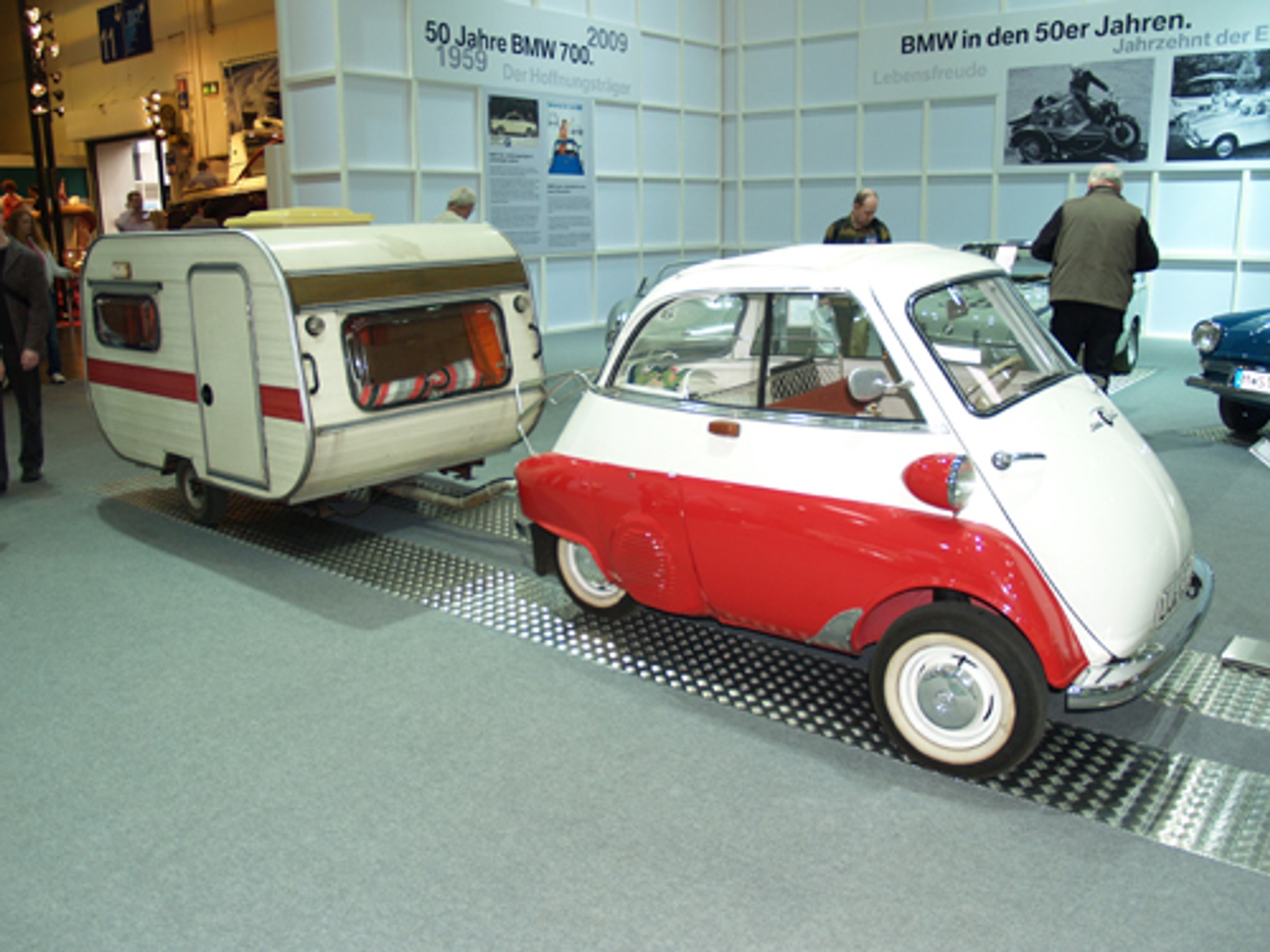 Techno Classica Essen: Dzieła sztuki na 4 kołach