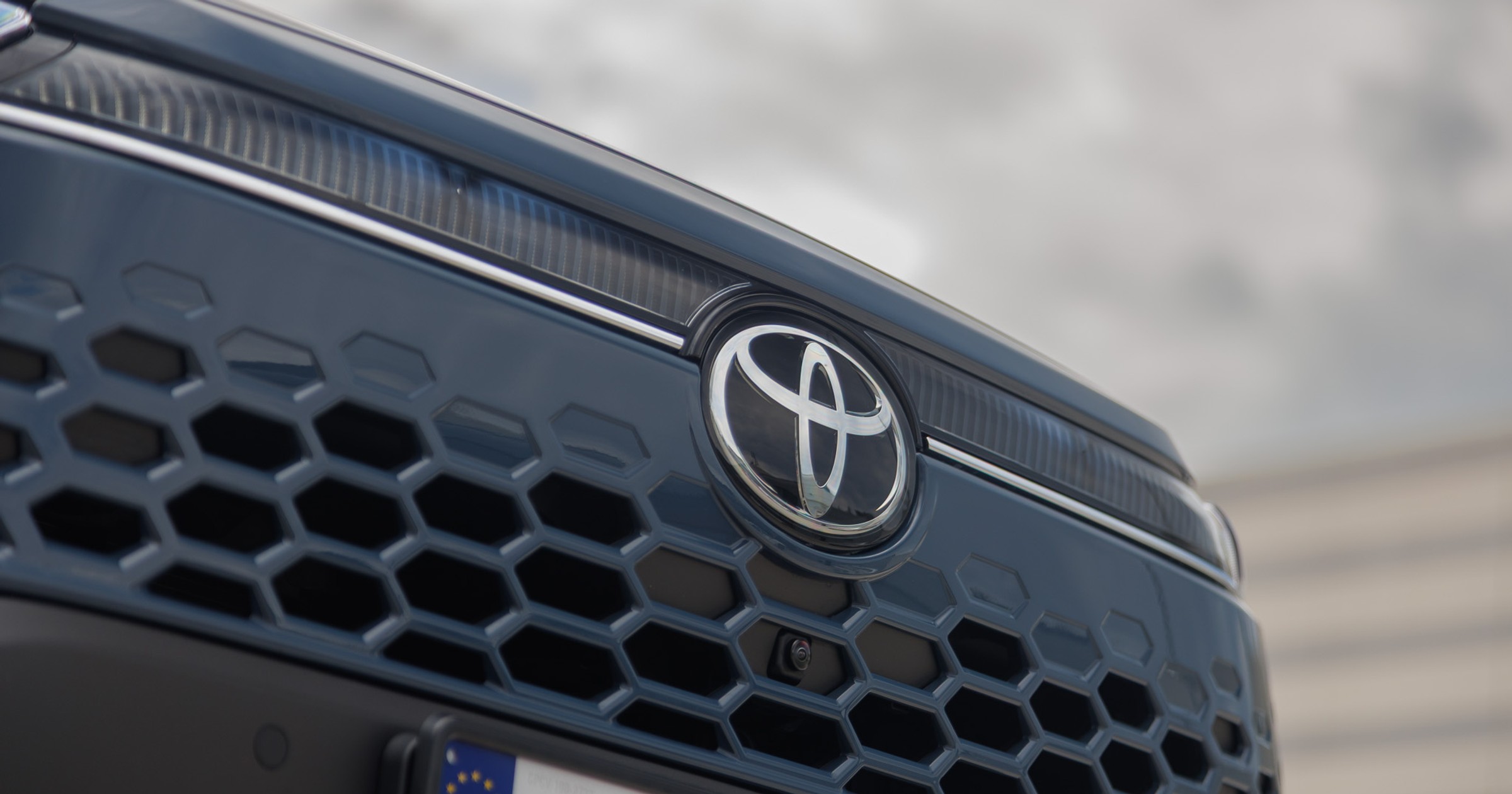 Toyota Corolla Cross Executive 2.0 Hybrid Dynamic Force 178 KM AWD-i e-CVT