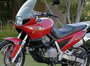 BMW F650 – mieszaniec godzien polecenia
