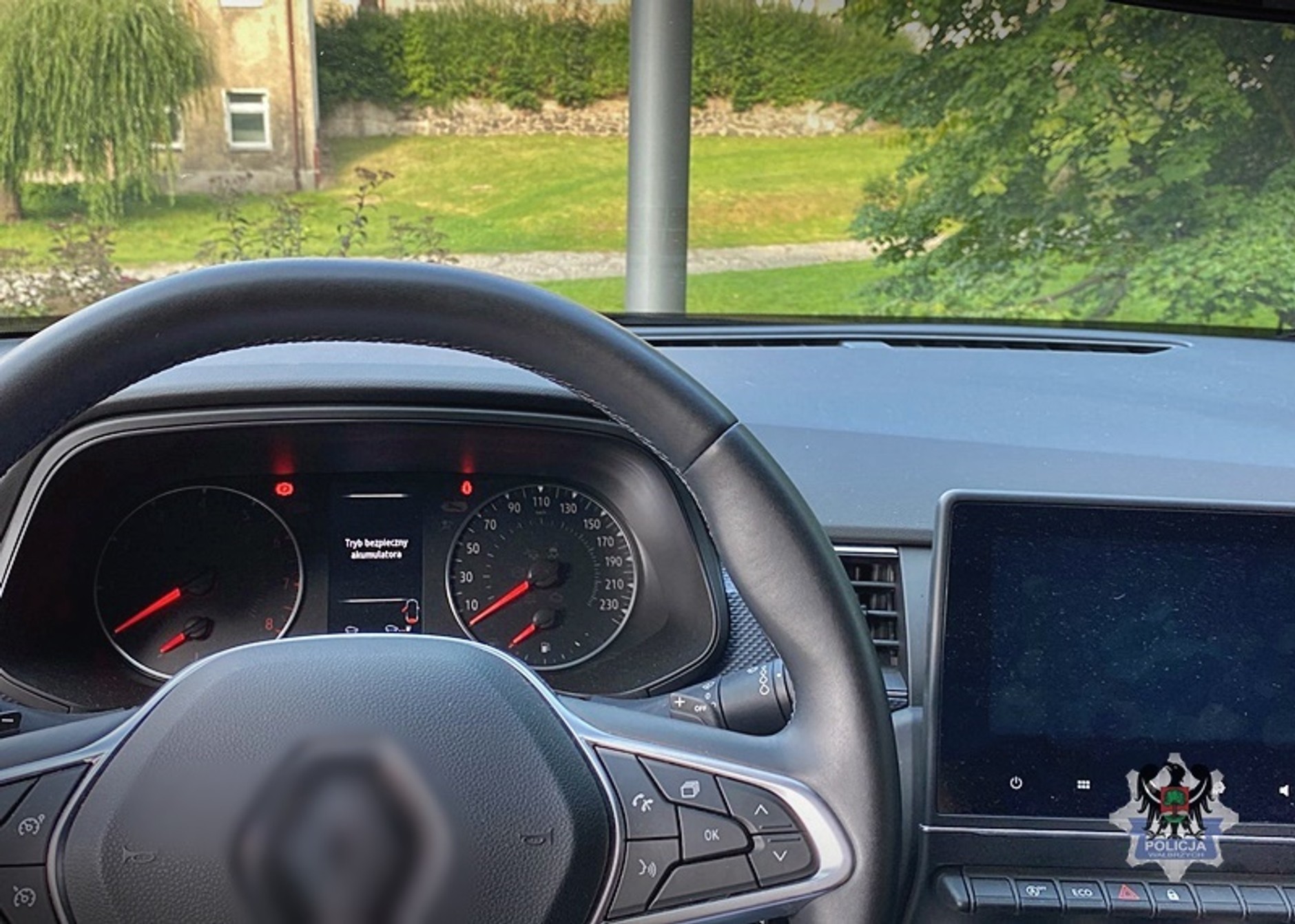 Wypożyczył samochód. Grozi mu pięć lat więzienia