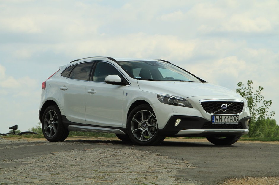 Volvo V40 Cross Country T3 - wysoka jakość w każdym detalu