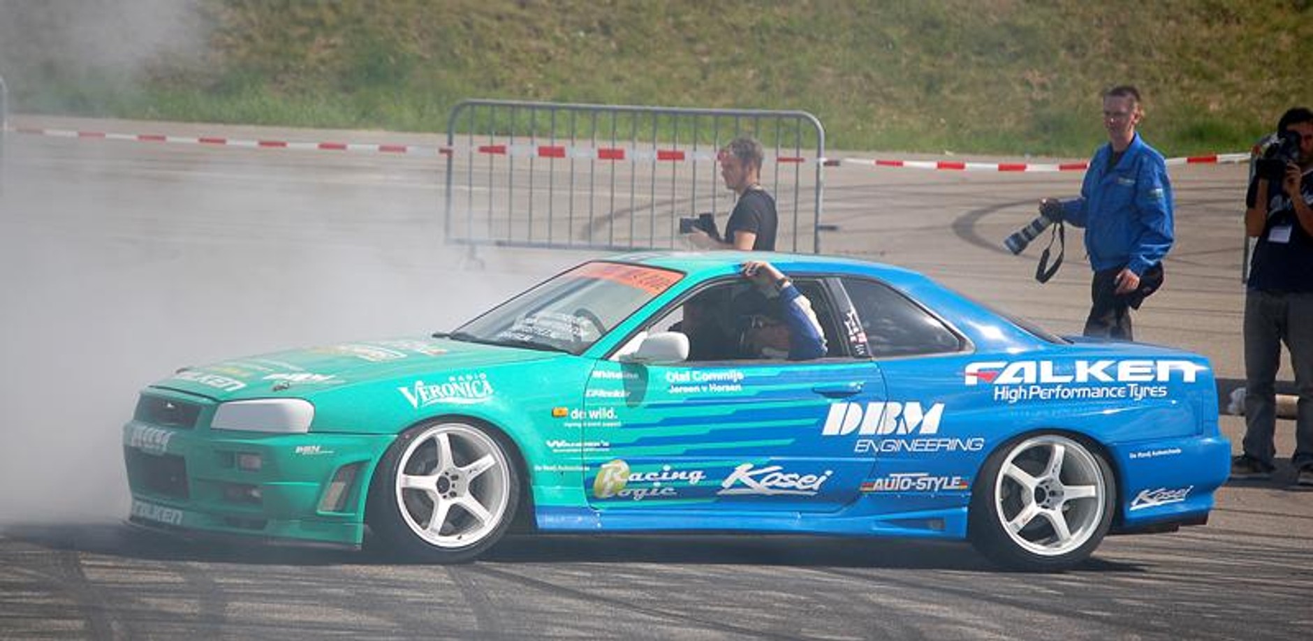 Tuning World Bodensee 2008: Golfy, drifting i dziewczyny -  fotogaleria (2)