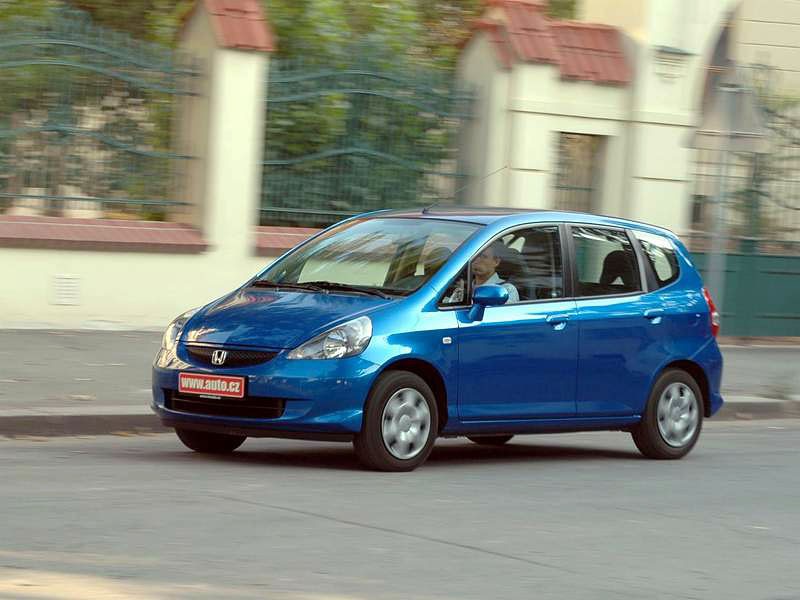 Auto Bild TÜV Report 2008 (samochody 4- i 5-letnie): w czołówce Porsche 911, Honda Jazz i Subaru Legacy