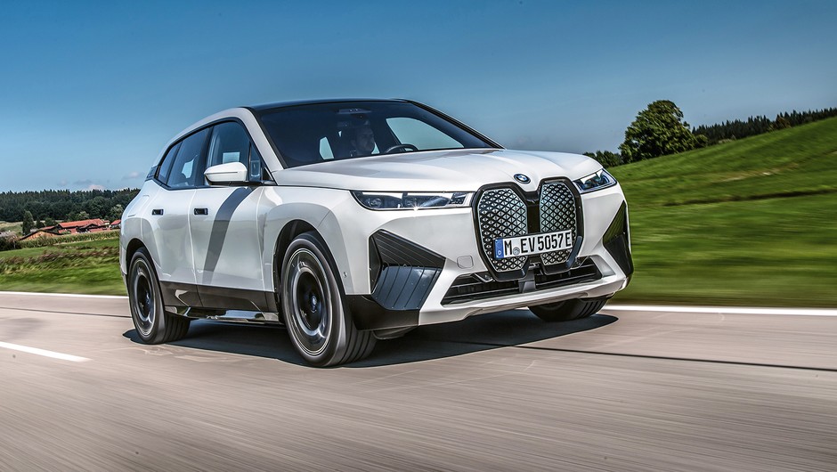 BMW iX (2021)