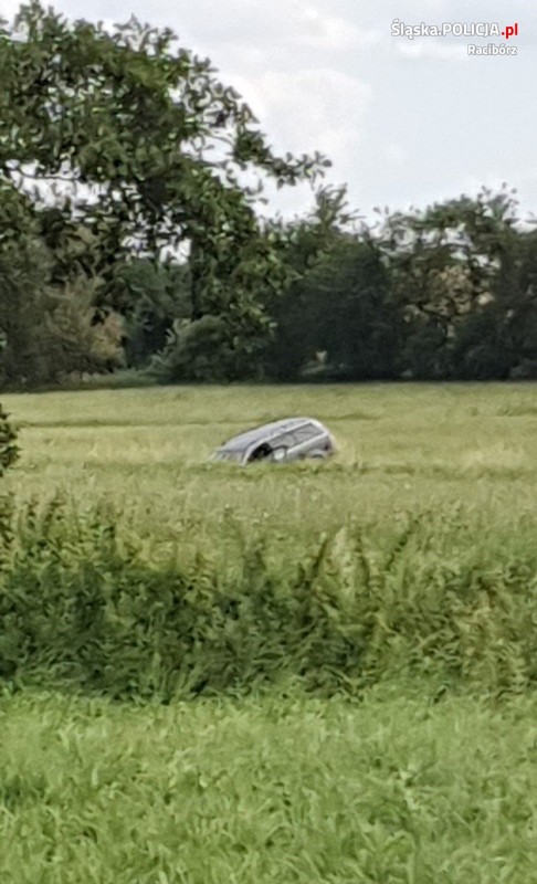 Niebezpieczny rajd Gruzina. Swoją ucieczkę zakończył w potoku