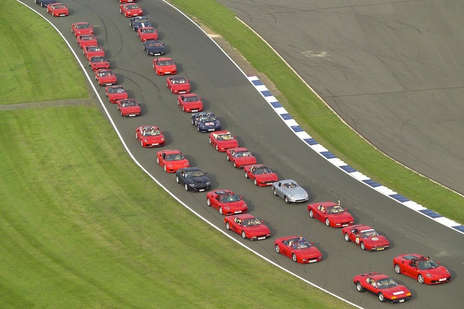 Padnie nowy Rekord Guinnessa: tysiąc Ferrari na Silverstone!