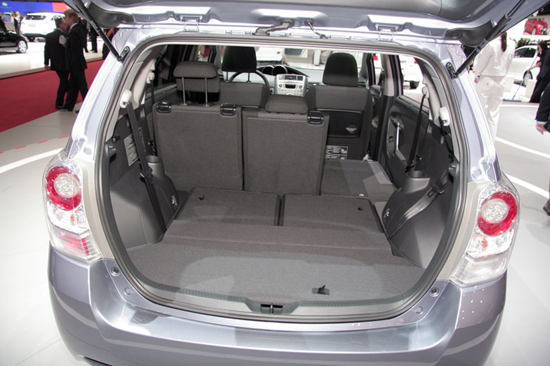 Genewa 2009: Toyota Verso – nowe 7-miejscowe MPV