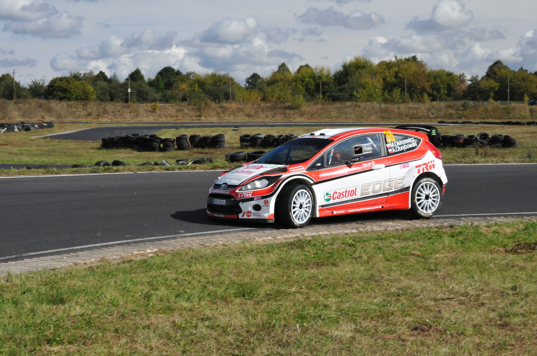 Rajd Francji 2012: pierwsze starcie na asfalcie