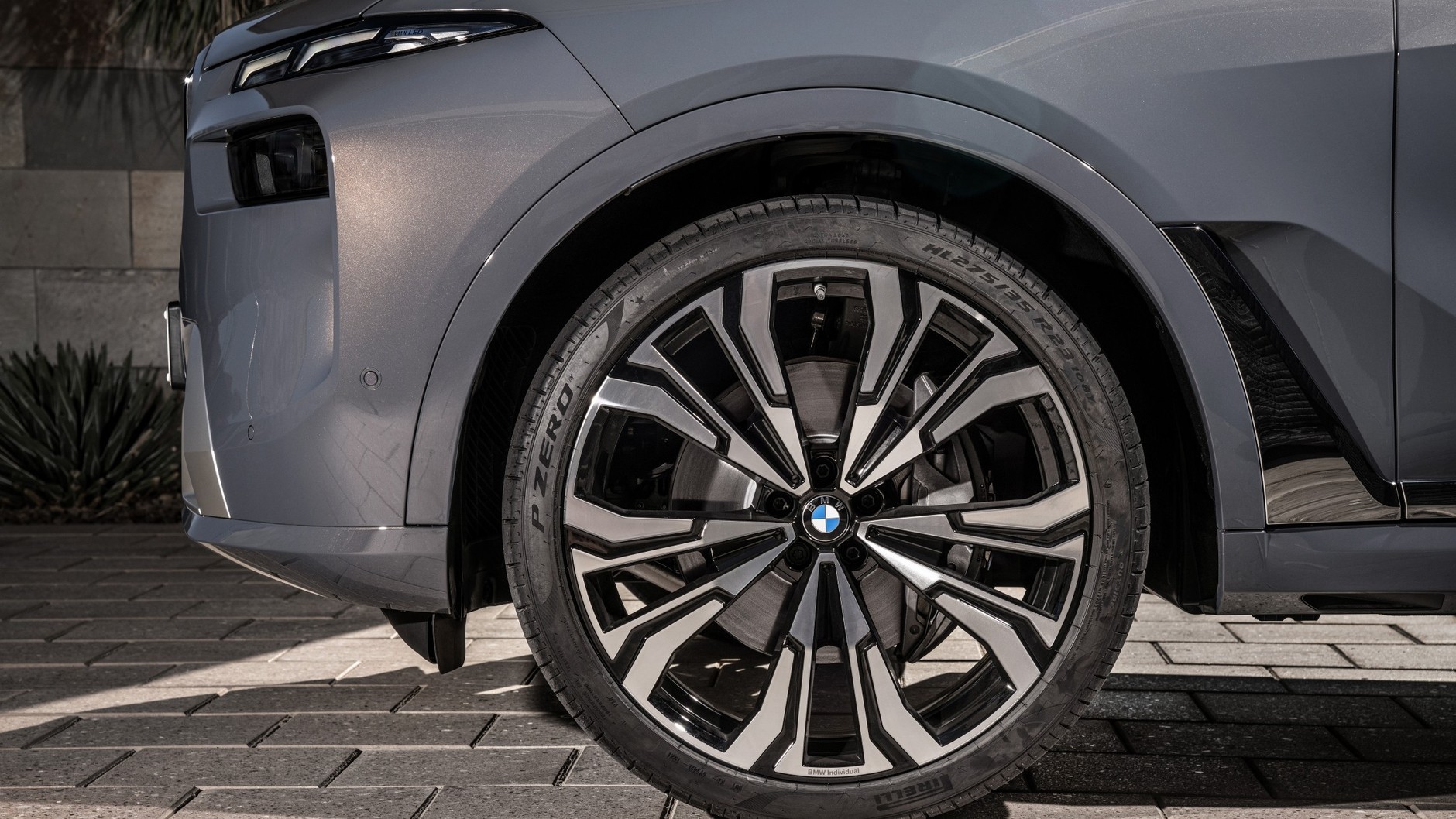 BMW X7 po face liftingu (2022)
