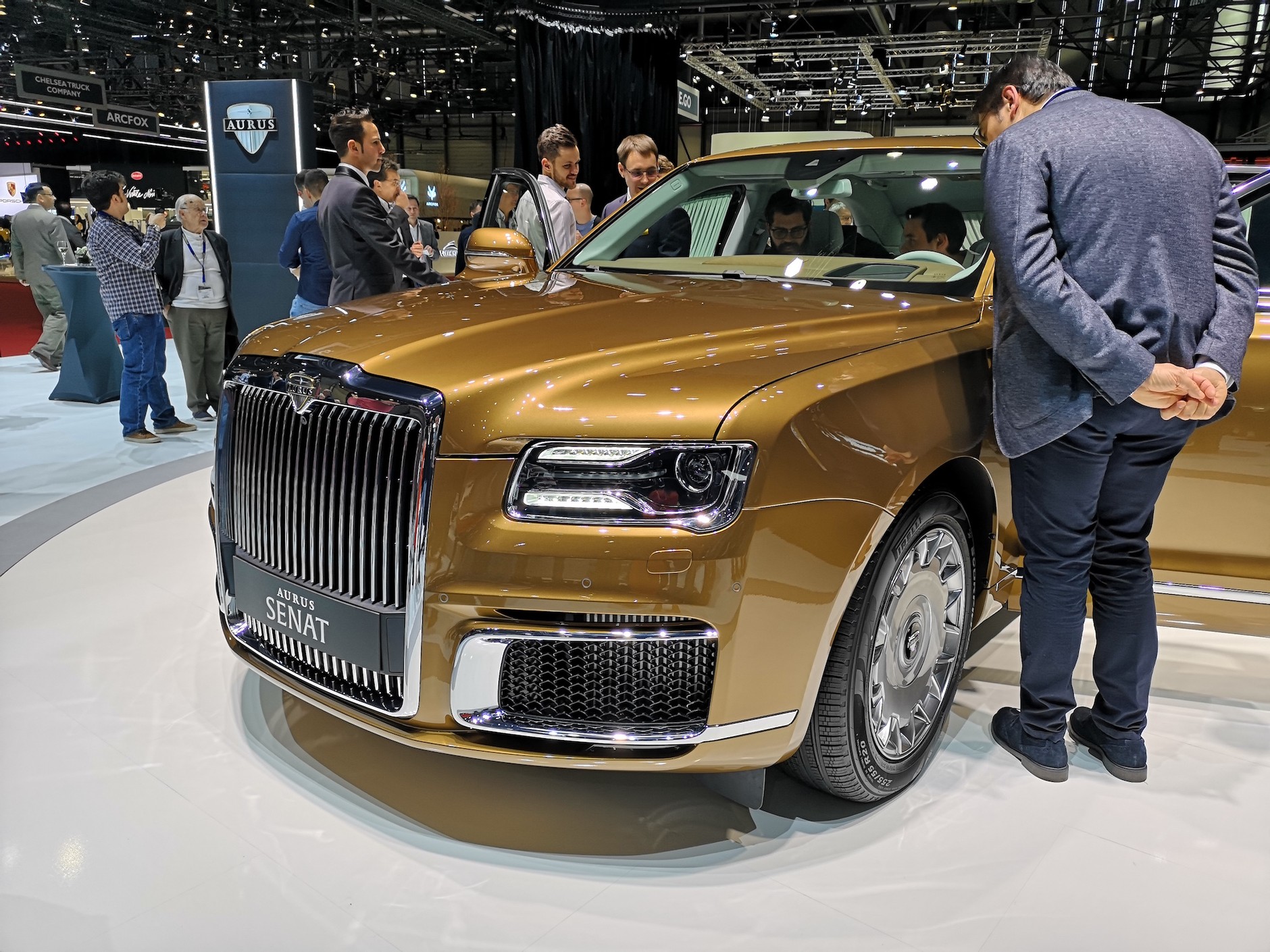 Aurus Senat