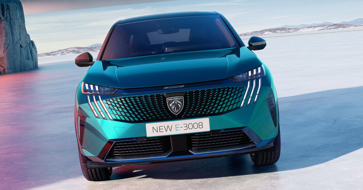Peugeot E-3008