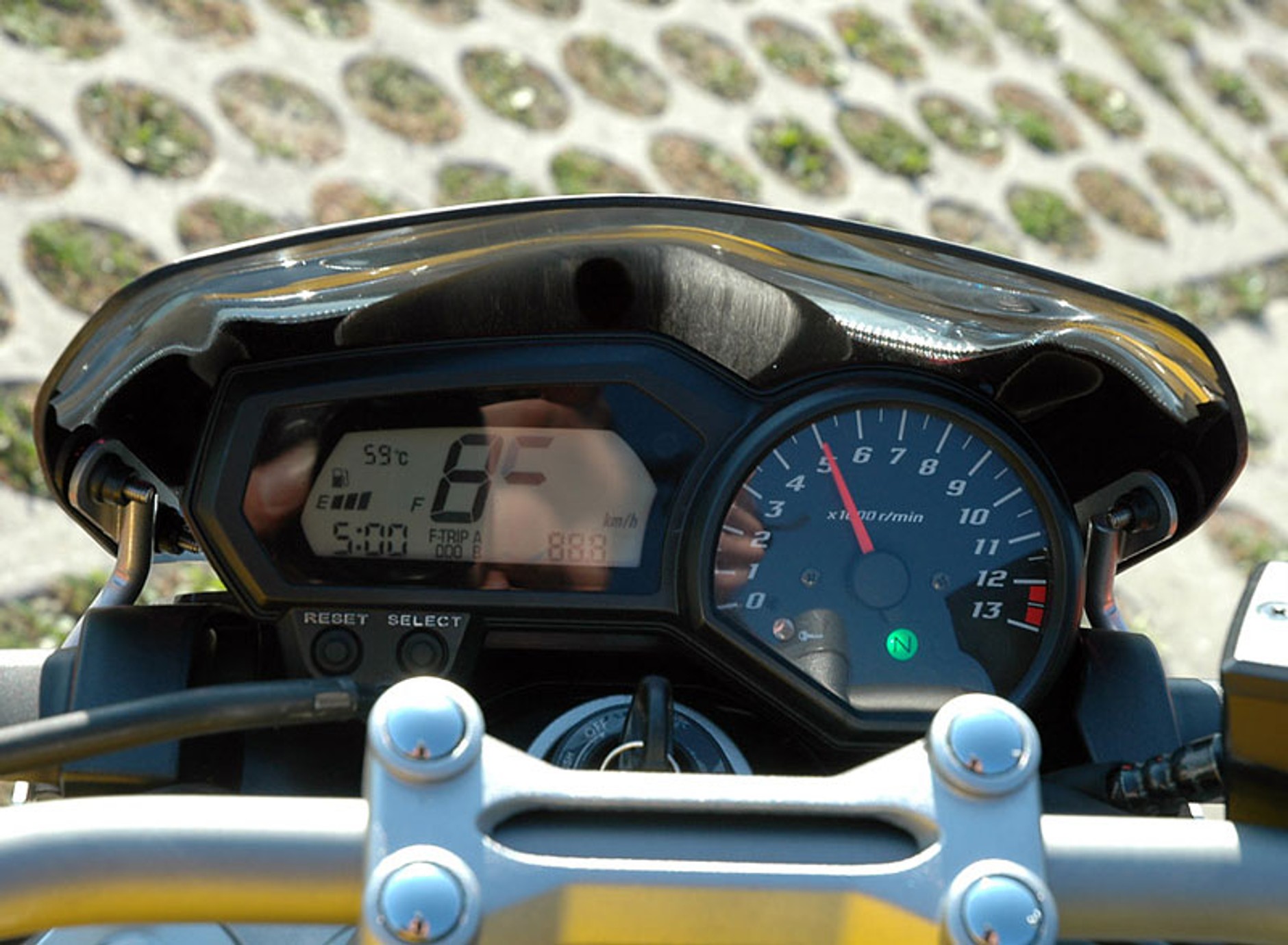 KTM 990 SuperDuke vs. Yamaha FZ1 (test porównawczy)