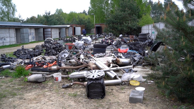 Policyjna grupa Orzeł rozbiła szajkę złodziei samochodowych