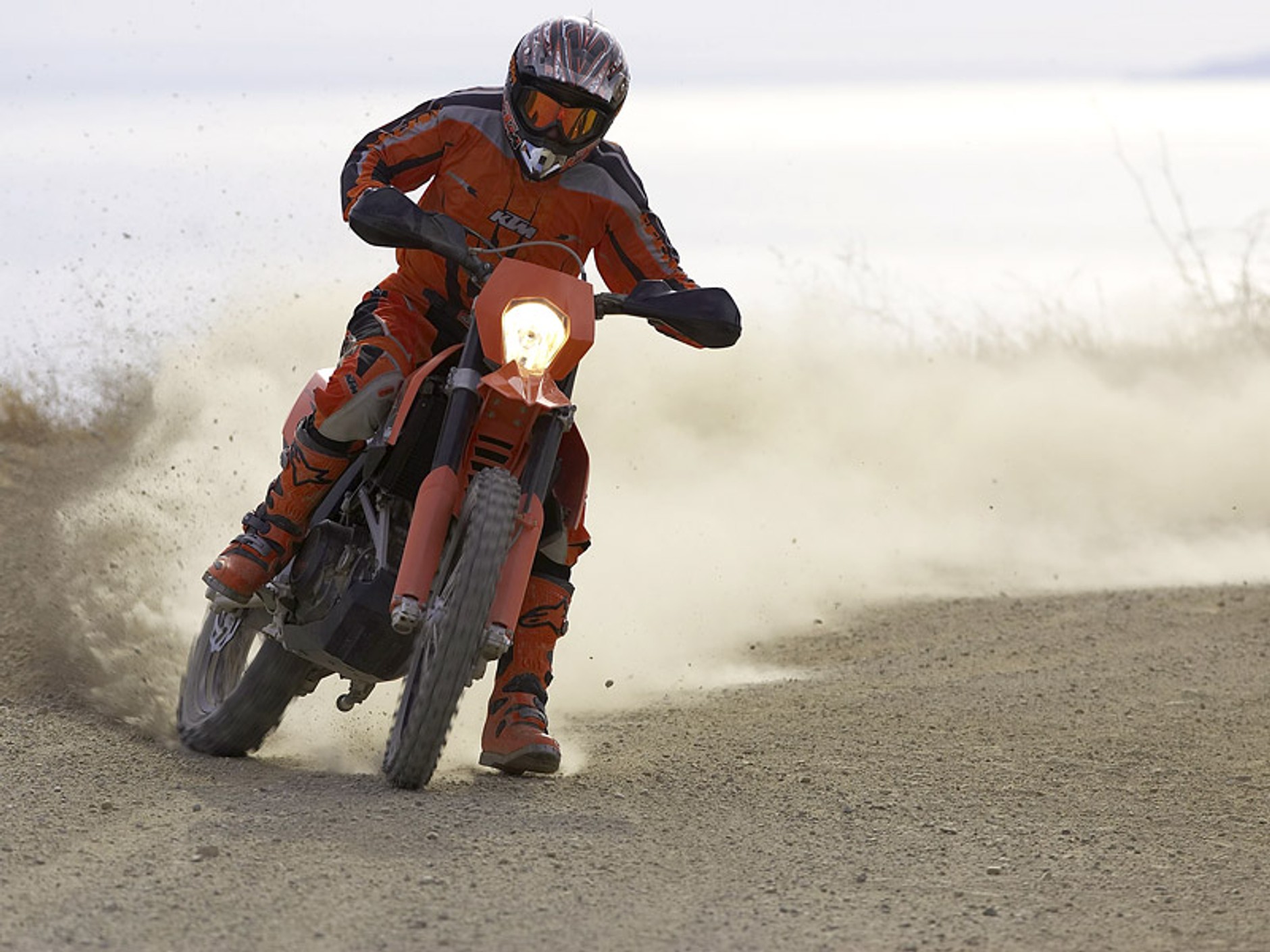 KTM 690 Enduro: pierwsza pomarańczowa nowość na rok 2008