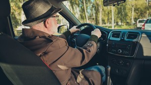Zdradził go prosty błąd. Policjanci nie mogli uwierzyć, że jeździł tak od 52 lat
