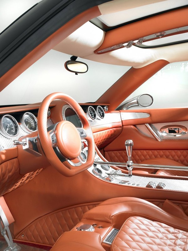 Autosalon Brno 2007: holenderski Spyker na czeskich targach