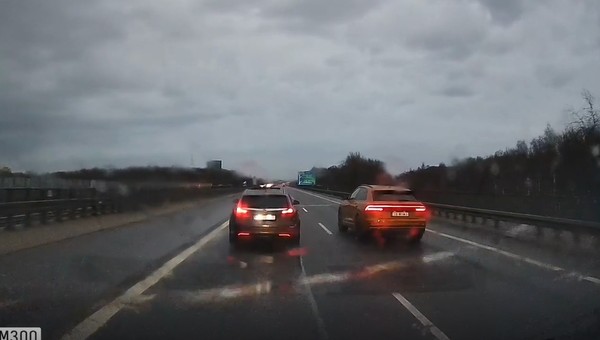 Skandaliczna jazda szeryfa drogowego – policja poszukuje ofiary [WIDEO]