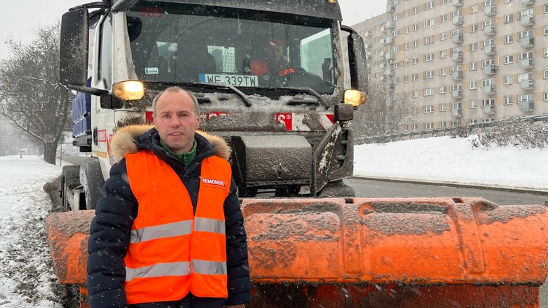 Akcja odśnieżania warszawskich dróg