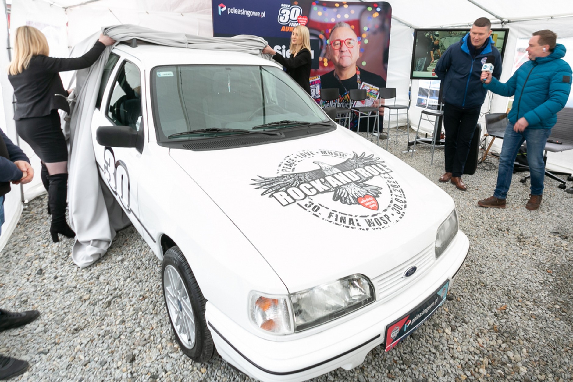 #SiemaSierra, czyli odbudowany Ford Sierra podarowany na aukcję Fundacji WOŚP