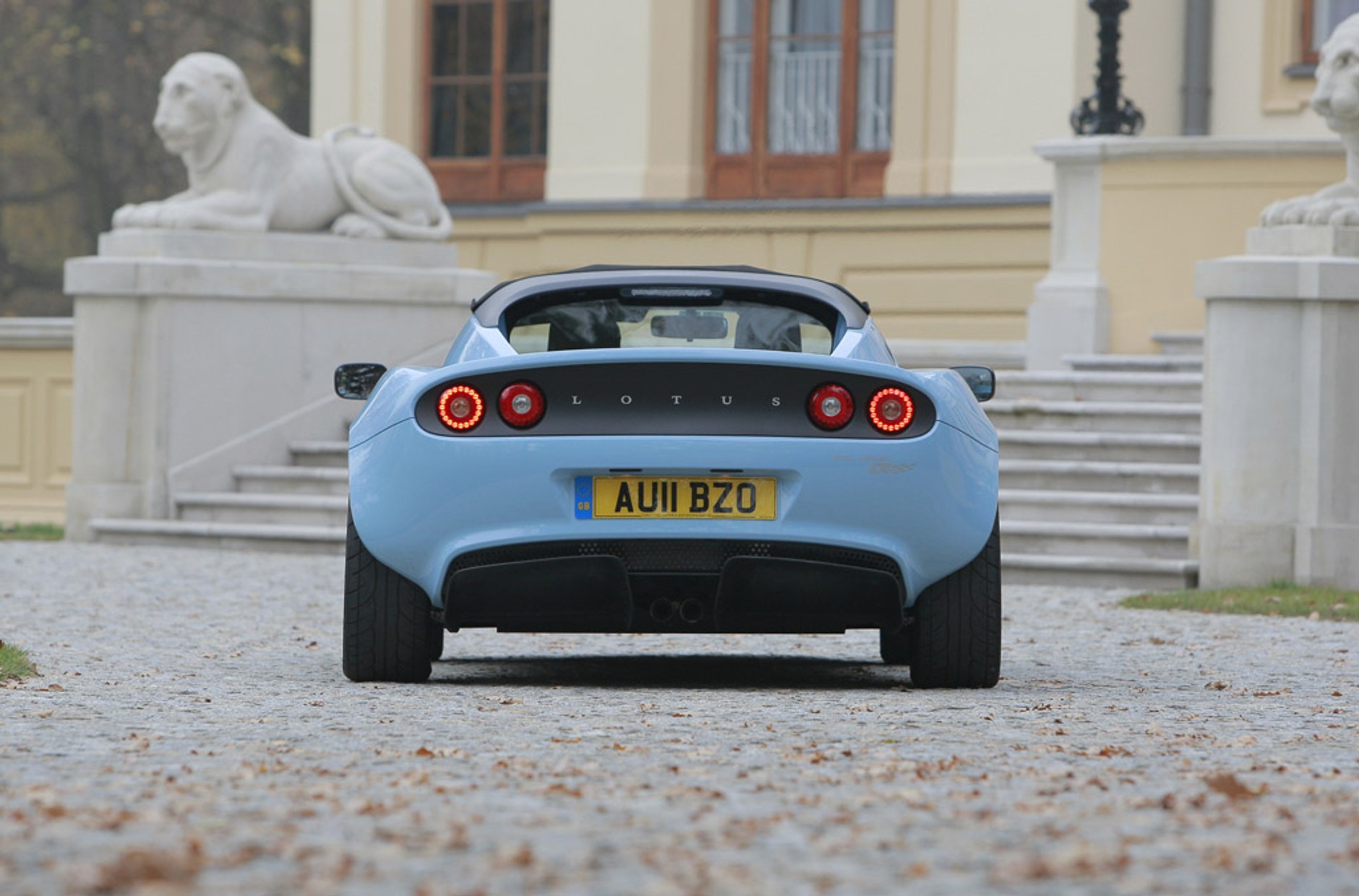 Lotus Elise Club Racer: spartański indywidualista