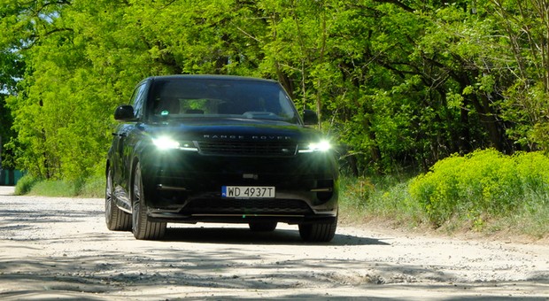 Luksusowy SUV dla... mniej rozrzutnych. Oto Range Rover Sport 3.0D Autobiography