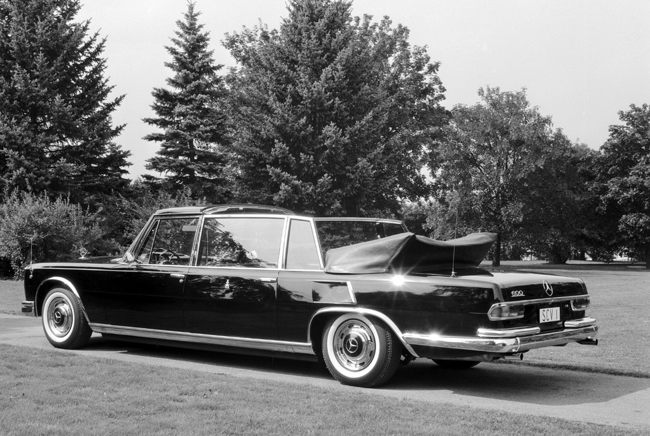 Mercedes 600
