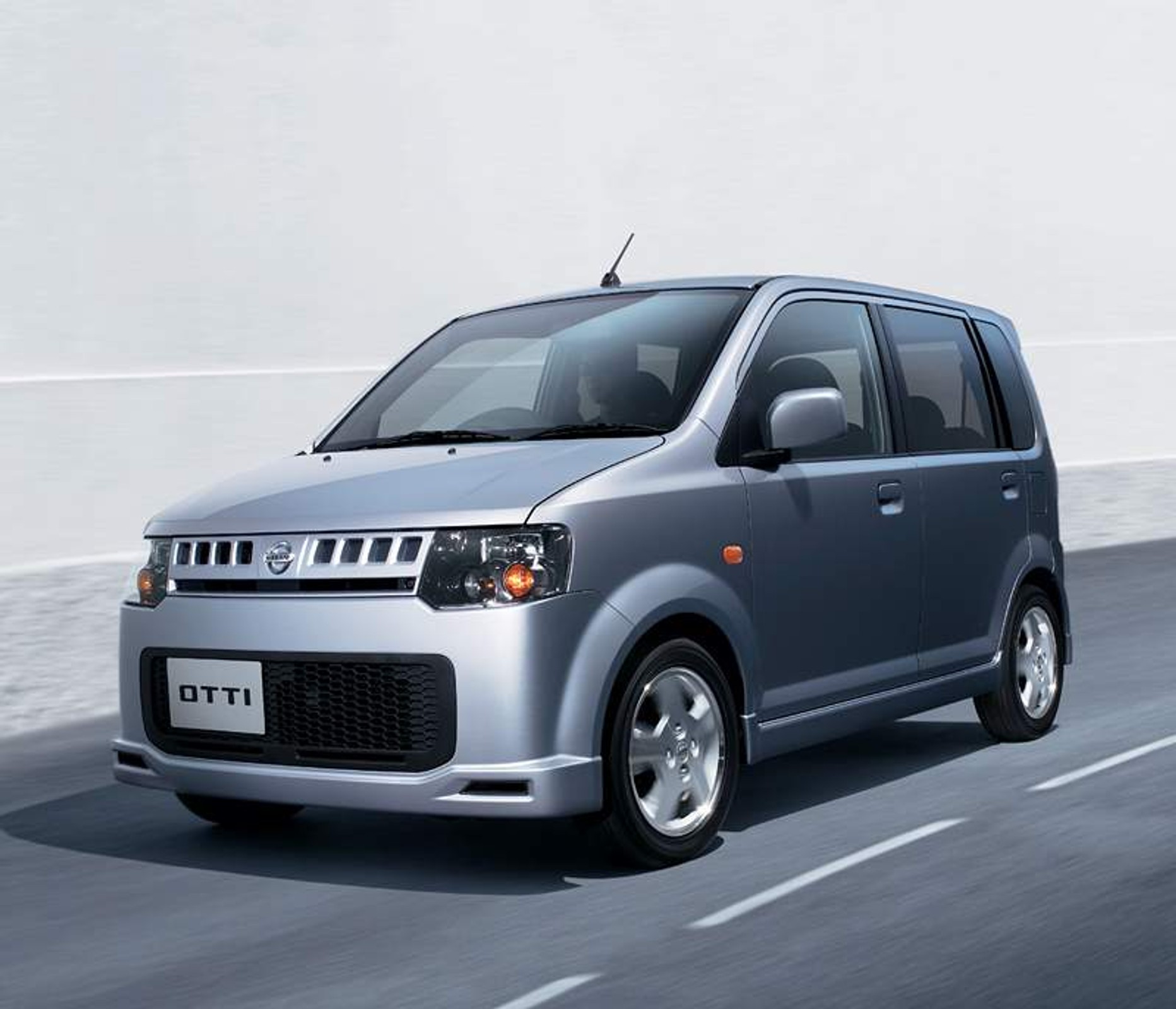 Nissan Otti: samochodzik dla japońskiej metropolii
