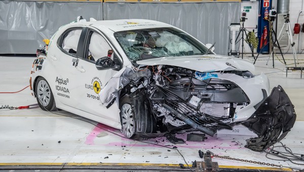 Toyota Yaris po teście zderzeniowym według nowych zasad Euro NCAP