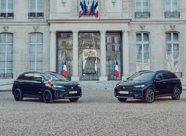 Prezydent Francji woli SUV-a od klasycznej limuzyny