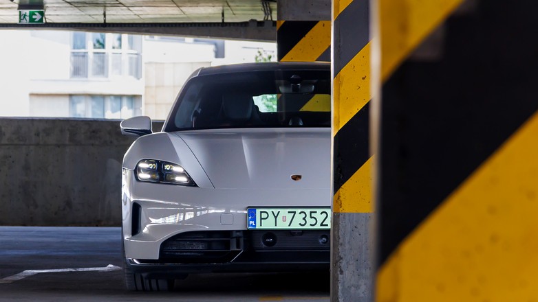 2024 Porsche Taycan 4S