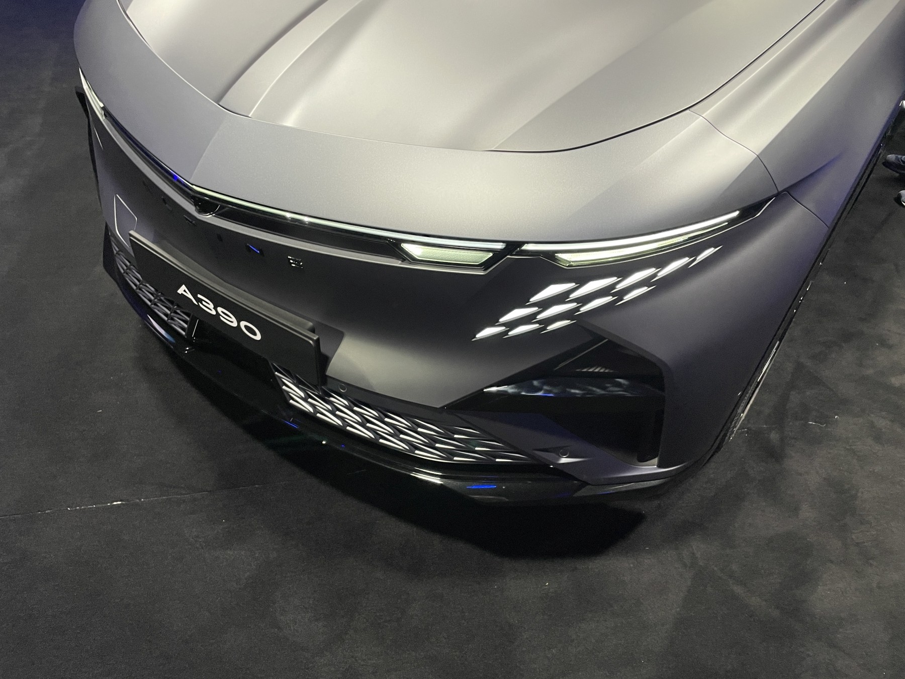 Alpine A390