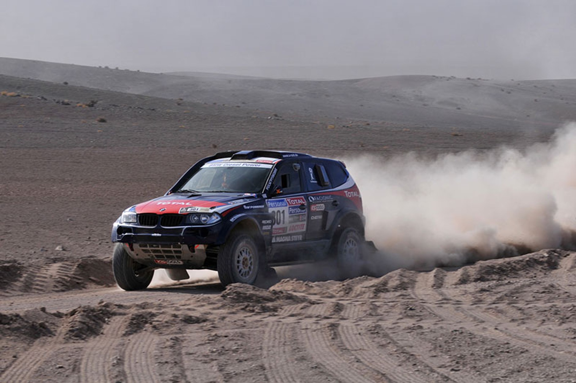Rajd Dakar 2010: Przygoński atakuje, Hołowczyc awansuje (6. etap na żywo, wyniki, foto)