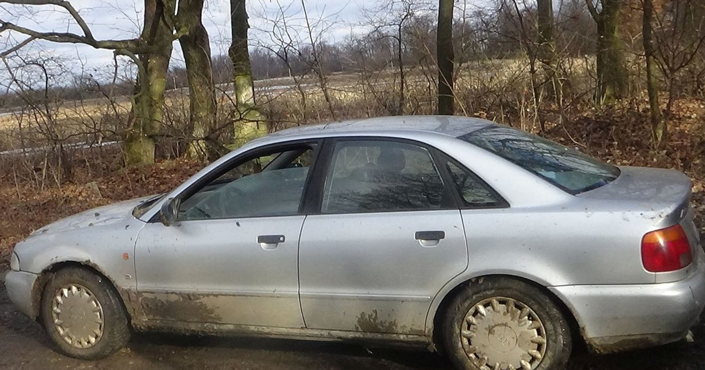 Funkcjonariusze otworzyli jego bagażnik. Usłyszał zarzuty