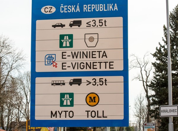 Kupno winiety w ten sposób jest droższe i ryzykowne. Ostrzeżenie dla kierowców