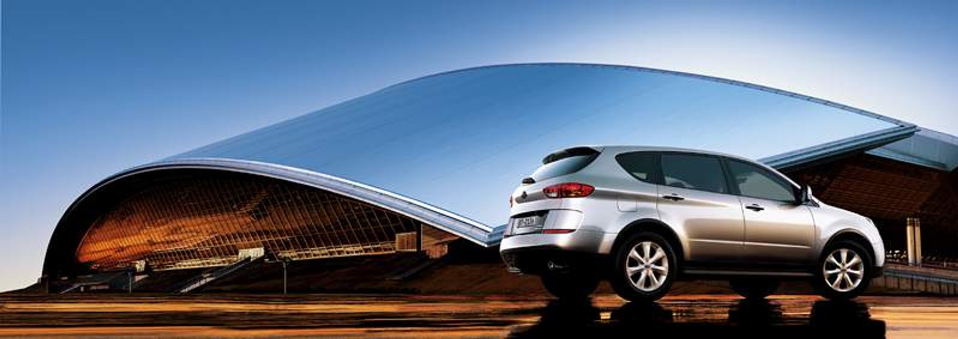 Paryż: Subaru Legacy po face liftingu