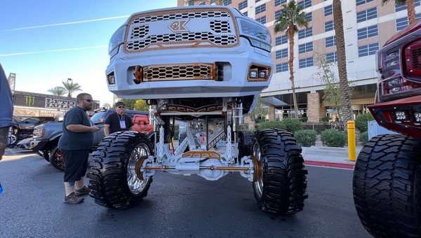 SEMA Show 2021 – galeria 150 niesamowitych aut