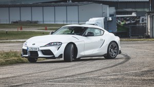 Toyota GR Supra 2.0 – tańsza, lżejsza i łatwiejsza w prowadzeniu