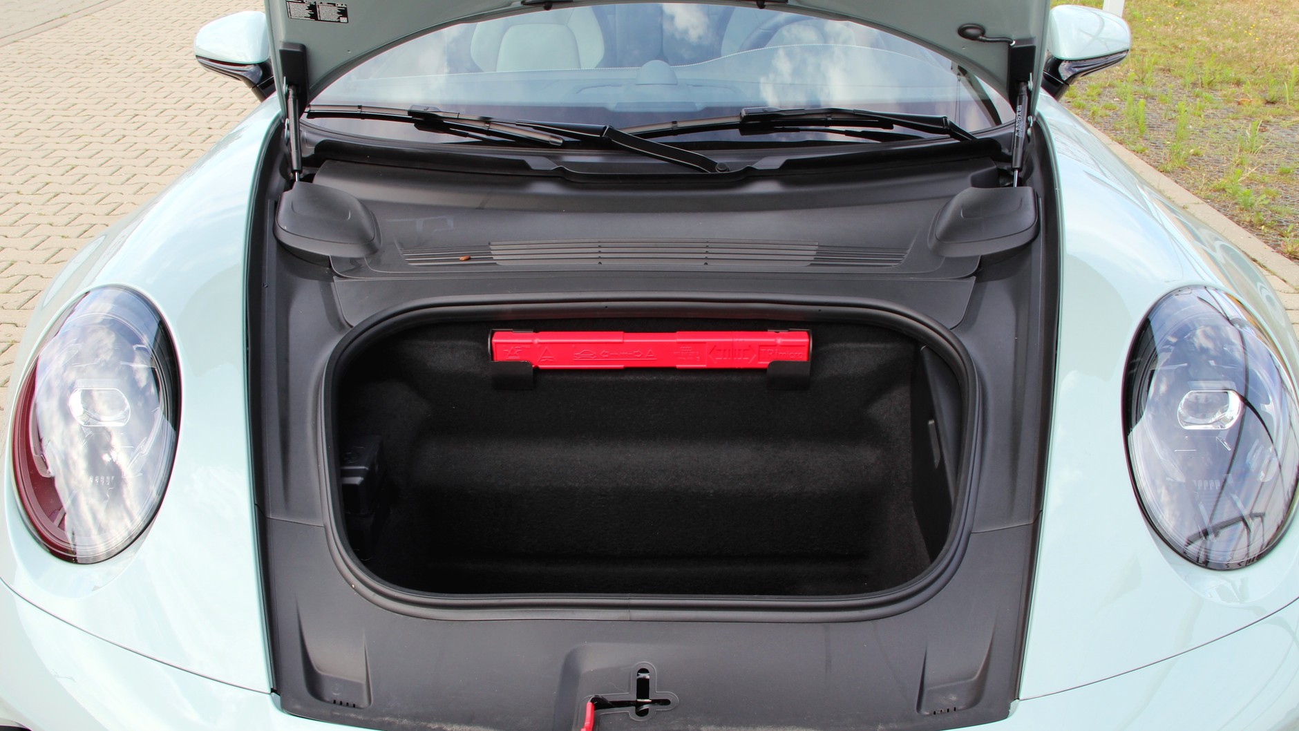 Porsche 911 Carrera (992.2)