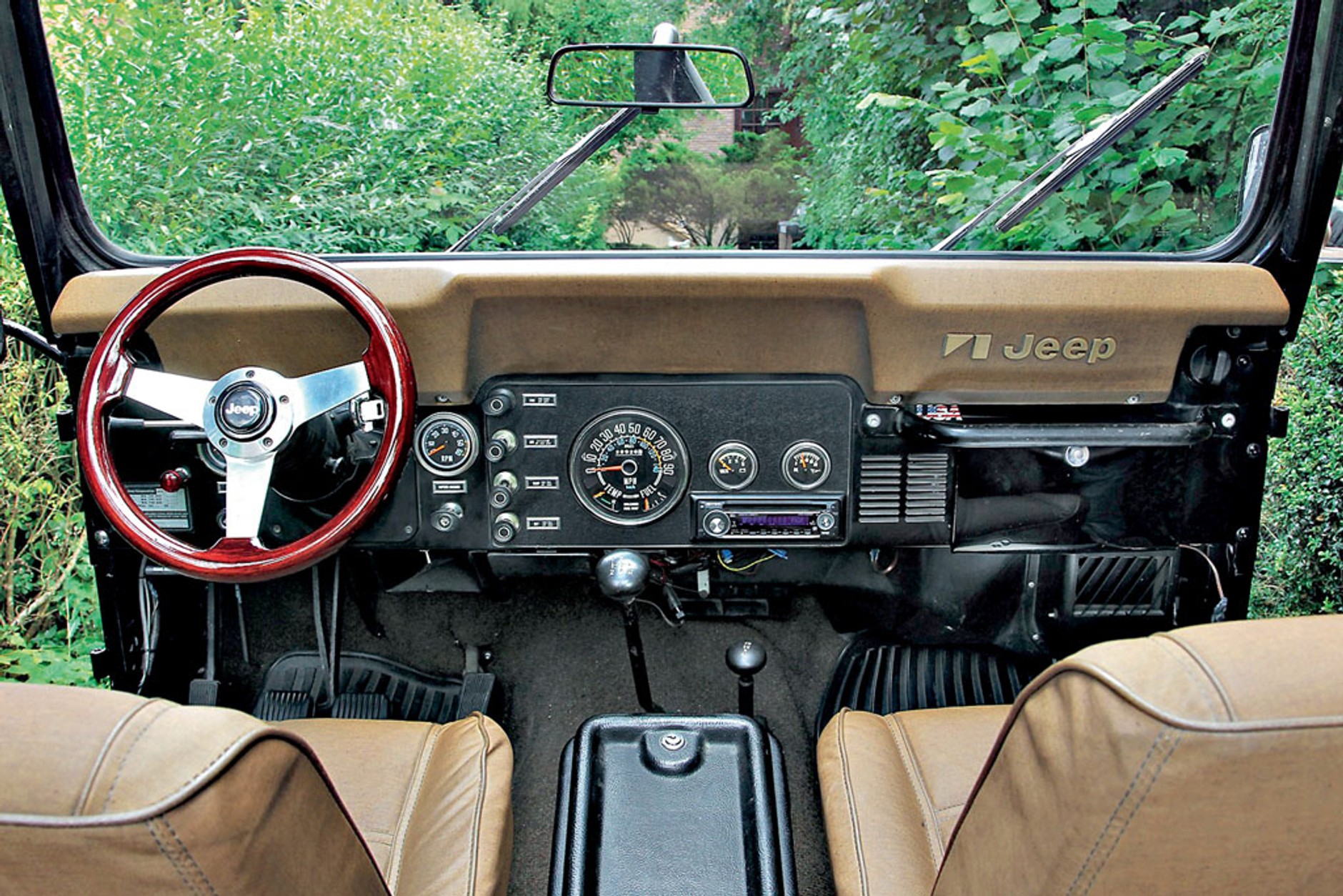 Jeep CJ-7 - wolny jak ptak