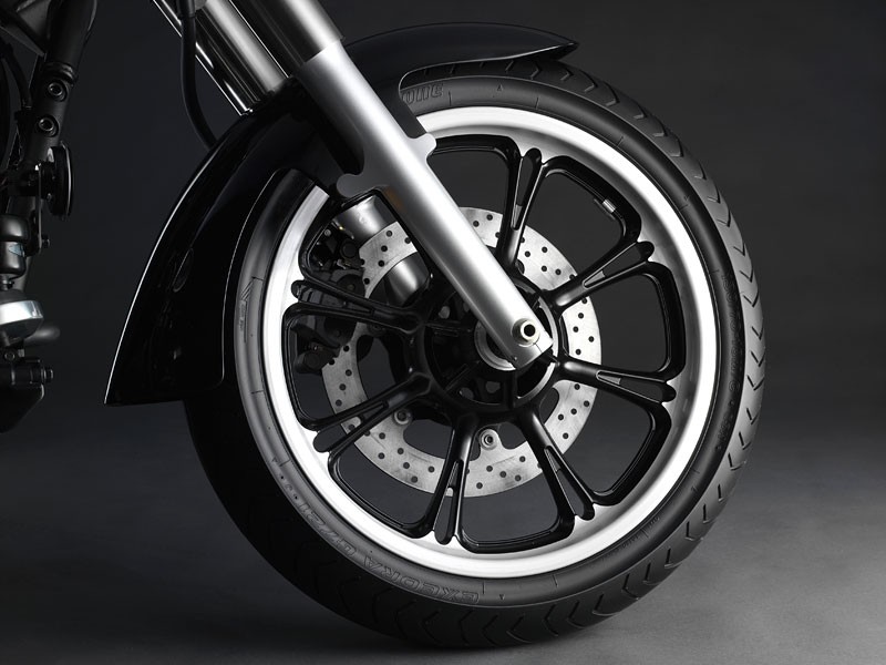 Yamaha XJ6 Diversion i XVS 950A Midnight Star - nowości na rok 2009