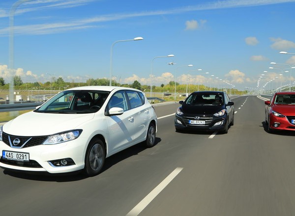Mazda 3 kontra Hyundai i30 i Nissan Pulsar - który spełni oczekiwania kierowców?