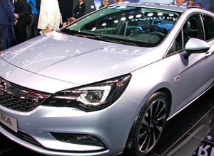 Frankfurt 2015: premiera nowego Opla Astra