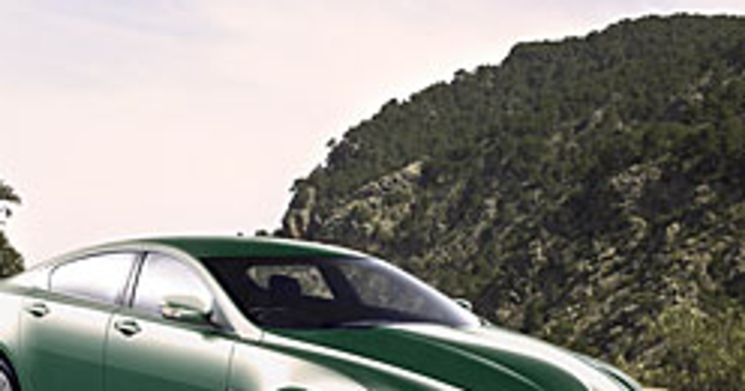 Jaguar XF: nagroda dla „widma”