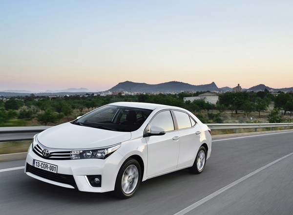 Jak jeździ nowa Toyota Corolla?