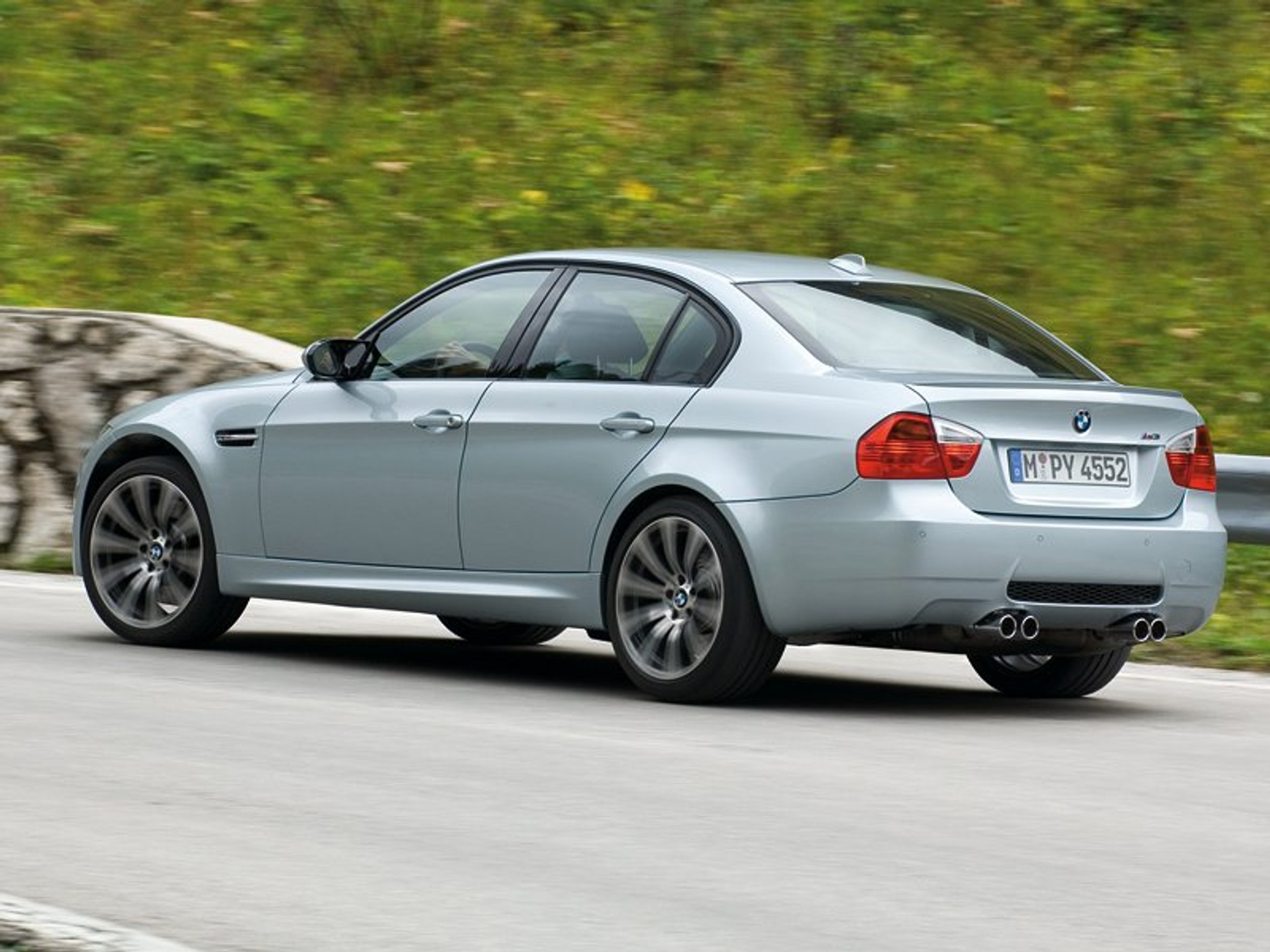 BMW: sportowe M3 Limuzyna dla pięciu osób