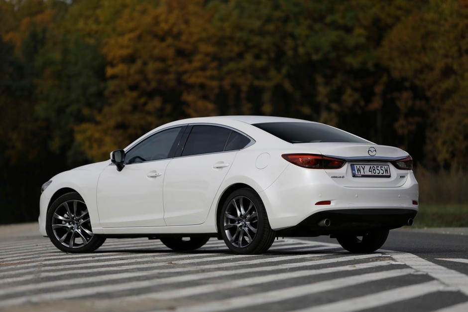 Mazda 6 2.5 Skyactiv-G - aż się prosi o tylny napęd!