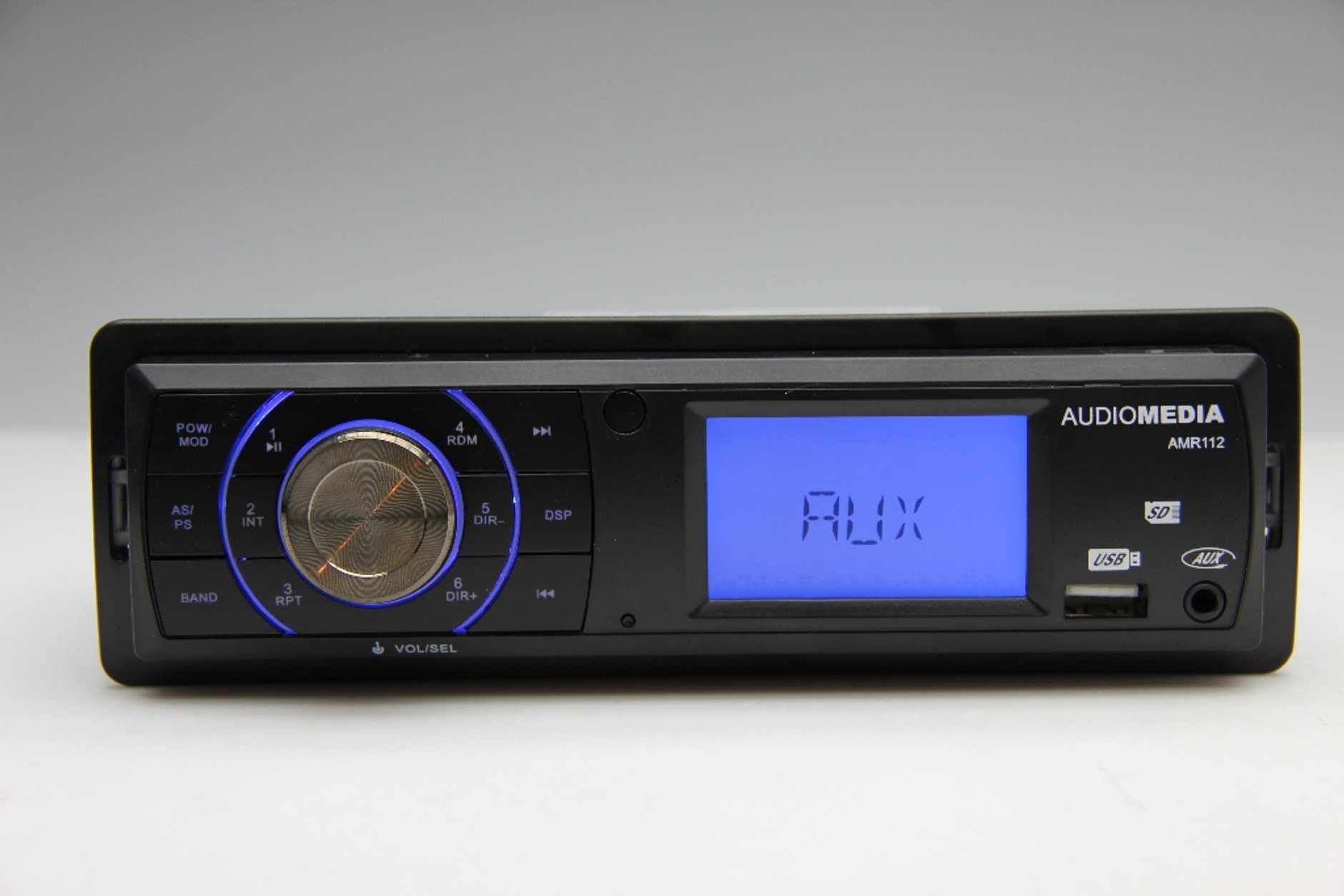 Test Audiomedia AMR112: radio samochodowe za 100 zł